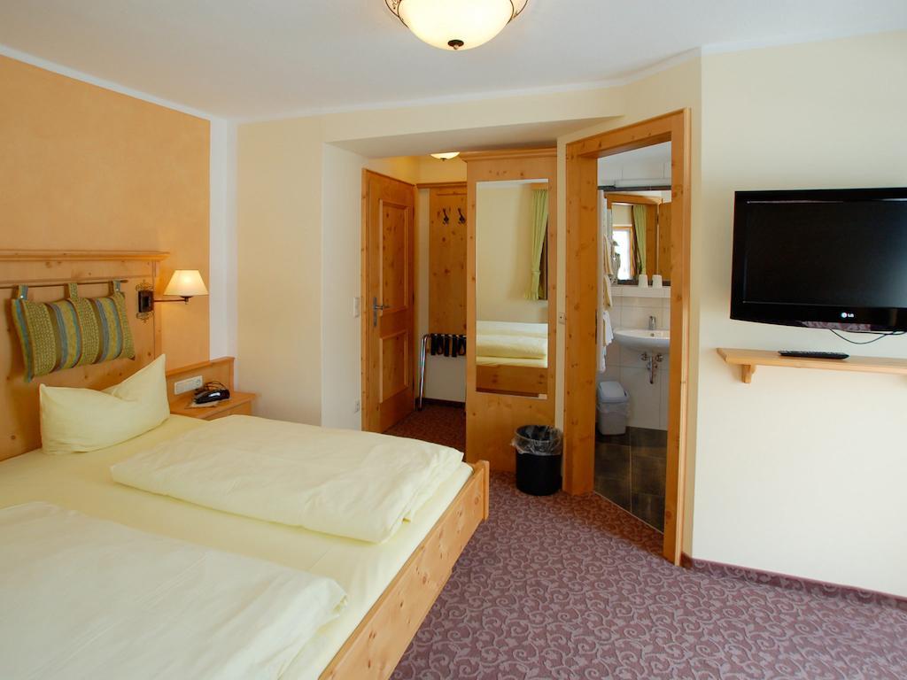 Hotel Gebirgshaeusl Engedey Pokój zdjęcie